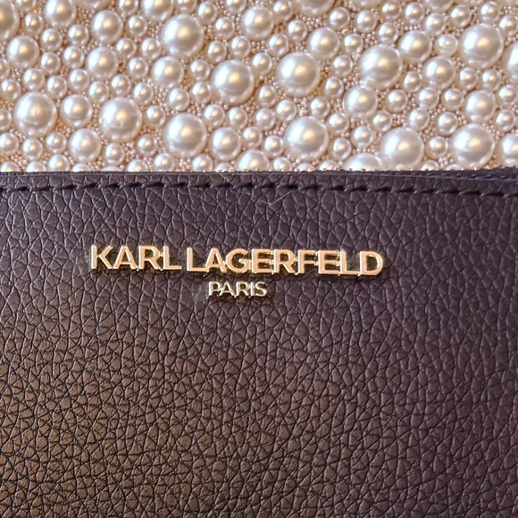 Karl Lagerfeld black leather zippered wristlet. NWT❣️ - Picture 7 of 7